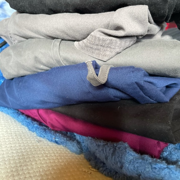 8 piece scrub bundle! - Picture 11 of 16